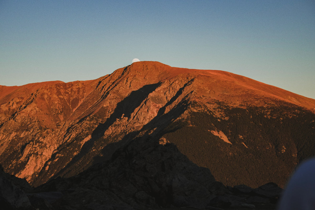 MED TO MOUNTAIN