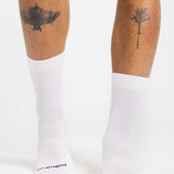 Lightweight Trail Sock - White and Black Arrow